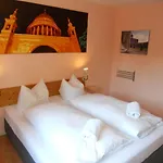 Quartier Sanssouci Albergue *