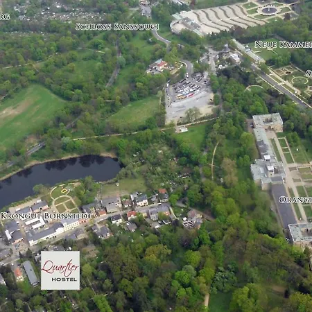 Quartier Sanssouci بيت شباب