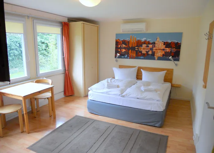 Hostal Quartier Sanssouci *